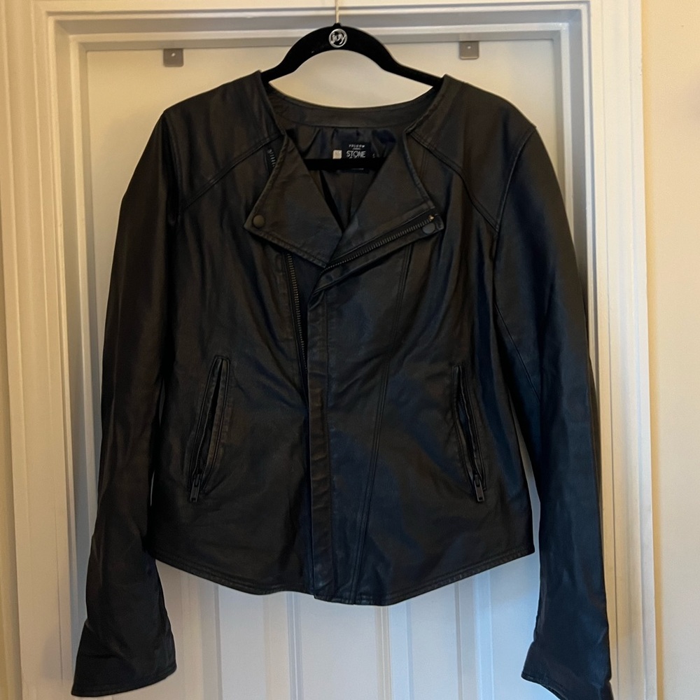 Black leather jacket volcum stone row